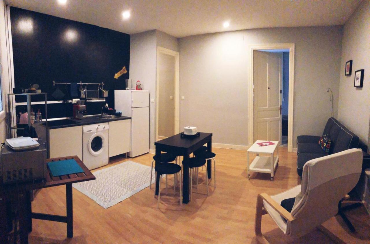 Ferienwohnung Vivienda Turistica Centrica Junto Al Museo Con Wifi Bilbao Exterior foto